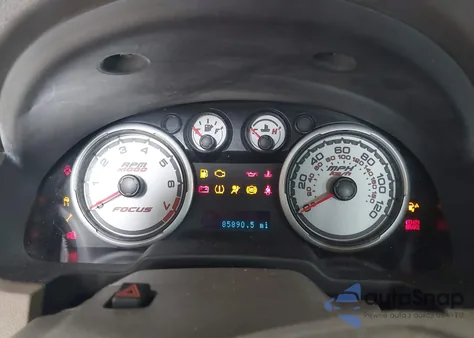 2010 Ford Focus Se z USA, uszkodzony, nr VIN 1FAHP3FN3AW123587